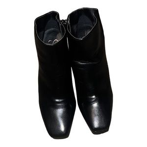 Jessica Simpson Kilise Slant Boot Zipper Square Toe 4 in  Block Heel Women’s 10